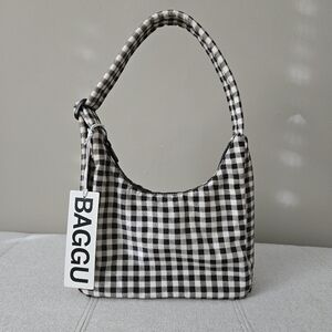 BAGGU Mini Nylon Shoulder Bag in Gingham